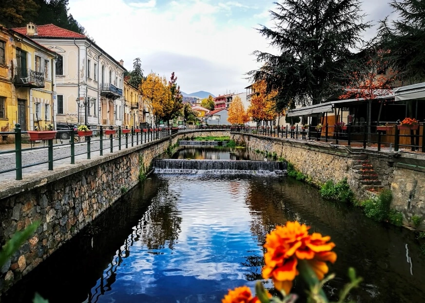 Complete guide to Florina, the “alpine” city of Greece with sublime nature