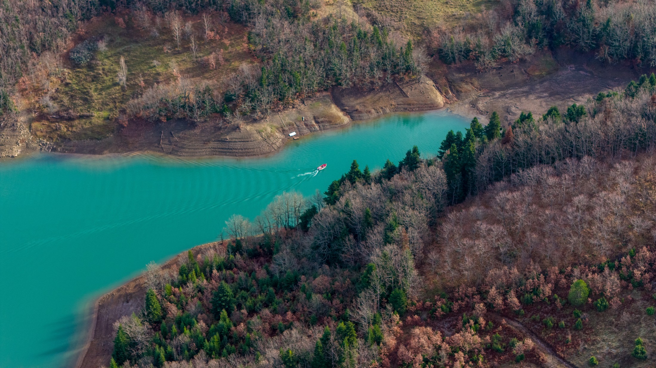 Wasserwege. Entdecken Sie die Seen Griechenlands, von Zentralmakedonien bis Thrakien